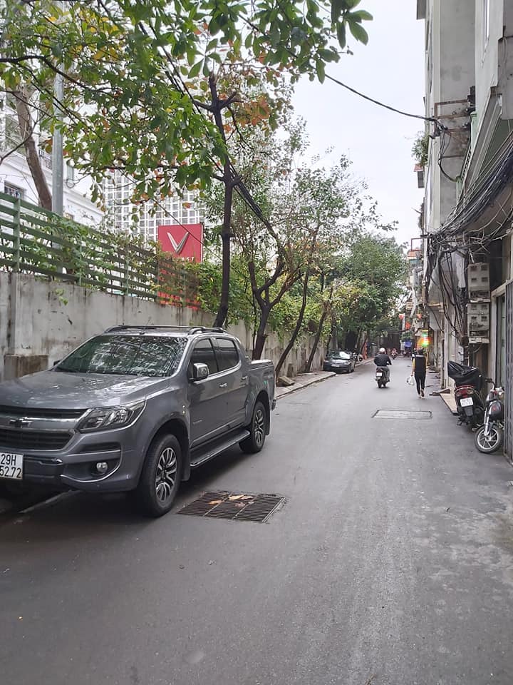 Bán nhà Hoàng Mai ô tô đỗ cửa